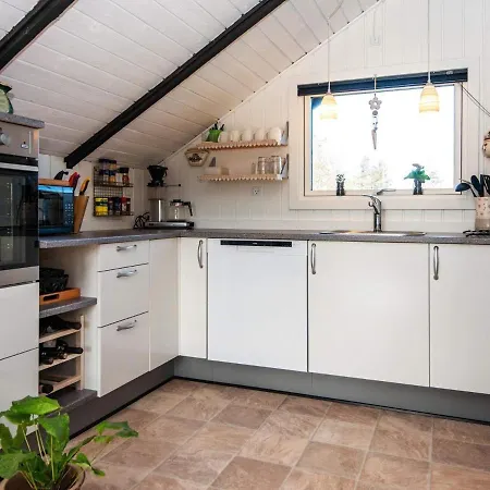 6 Person Holiday In Nyaraló *